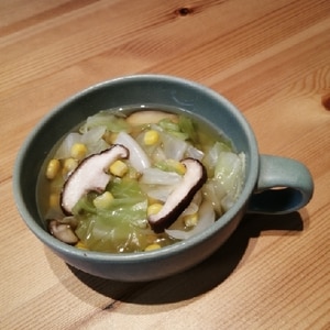 キャベツたっぷり☆野菜の中華風スープ